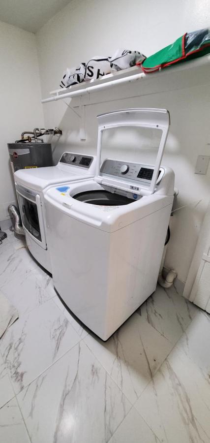 タンパTom Houseアパートメント エクステリア 写真
