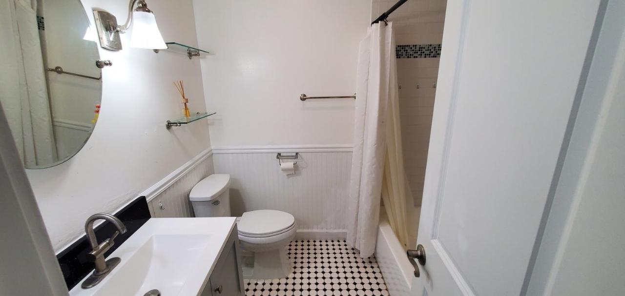 タンパTom Houseアパートメント エクステリア 写真